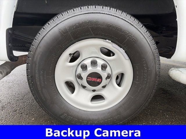 Used 2024 GMC Savana 2500 Work Van w/ Driver Convenience Package image 10