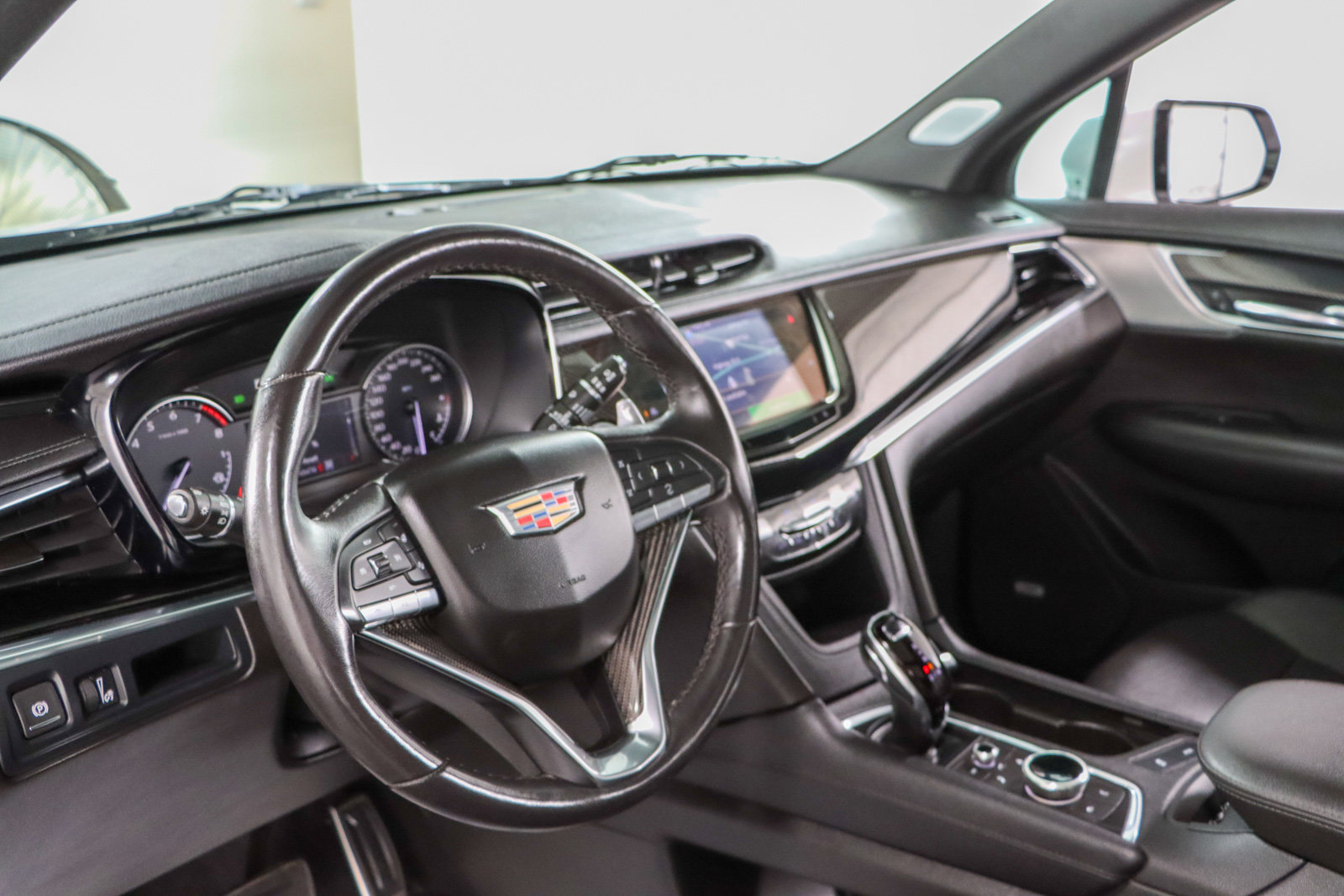 Used 2023 Cadillac XT6 Sport AWD/4WD image 24