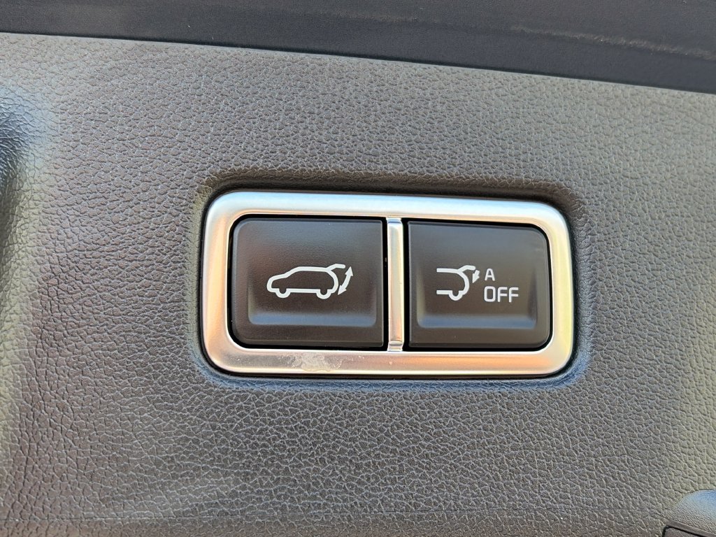 Used 2025 Kia Sorento EX w/ Panoramic Sunroof Package FWD image 8