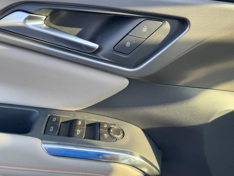 New 2026 Chevrolet Traverse LT w/ Sun and Wheel Package image 39