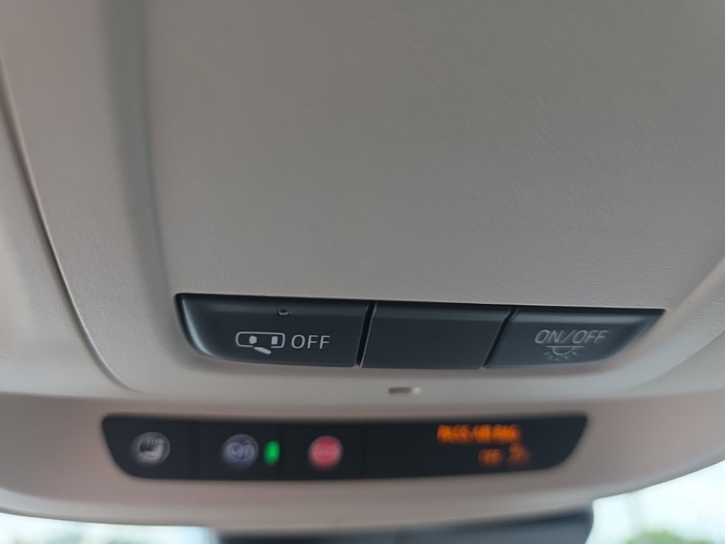 Used 2021 Buick Envision Preferred AWD/4WD image 25