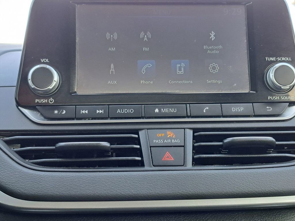 Used 2024 Nissan Altima 2.5 S image 10