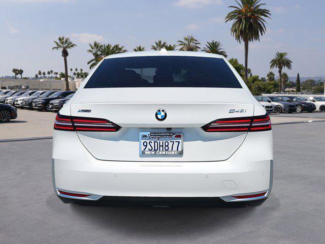 Used 2024 BMW 540i xDrive w/ Convenience Package image 6