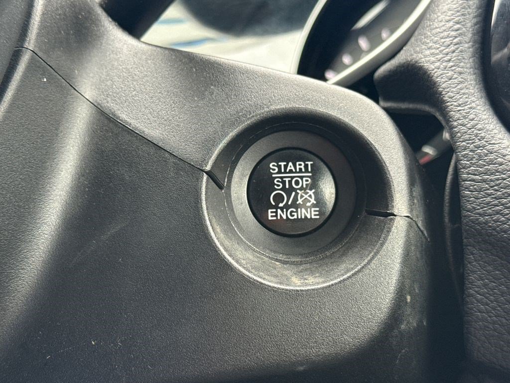 Used 2017 Jeep Compass Limited AWD/4WD image 27