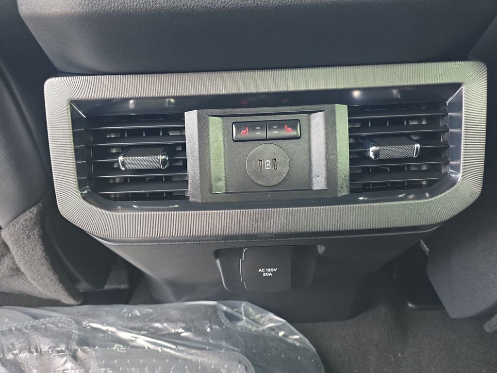 Used 2025 Ford F250 Platinum image 47