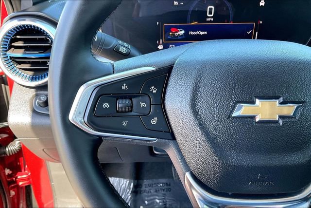 Used 2025 Chevrolet Trax LT w/ LT Convenience Package FWD image 18