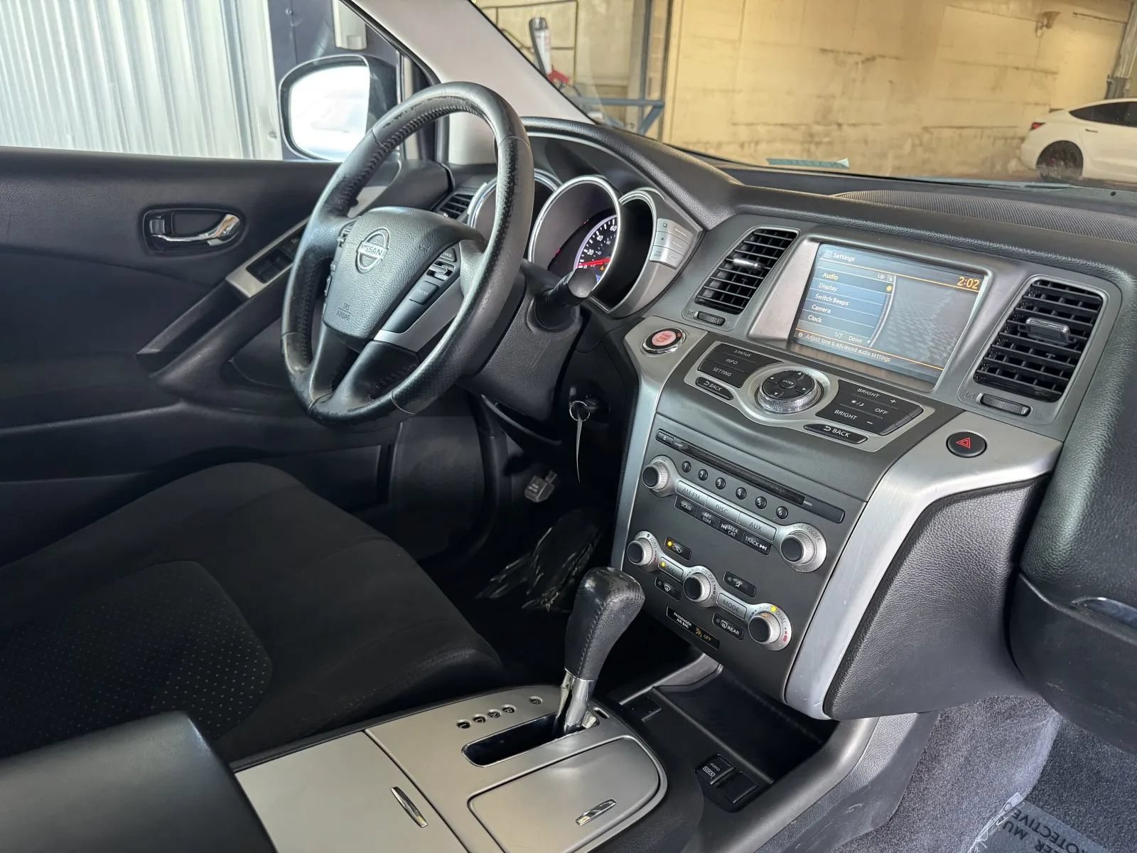 Used 2011 Nissan Murano SV AWD/4WD image 20