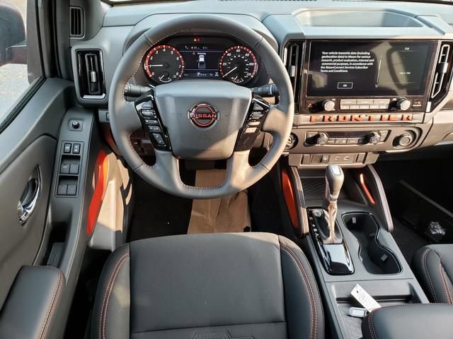 New 2025 Nissan Frontier PRO-4X w/ Interior Protection Package image 6