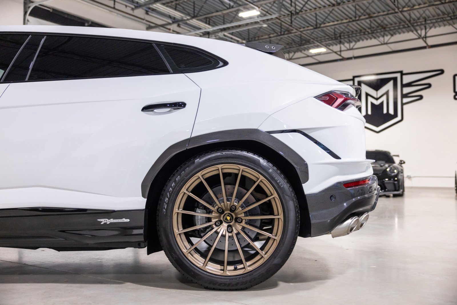 Used 2023 Lamborghini Urus Performante image 20