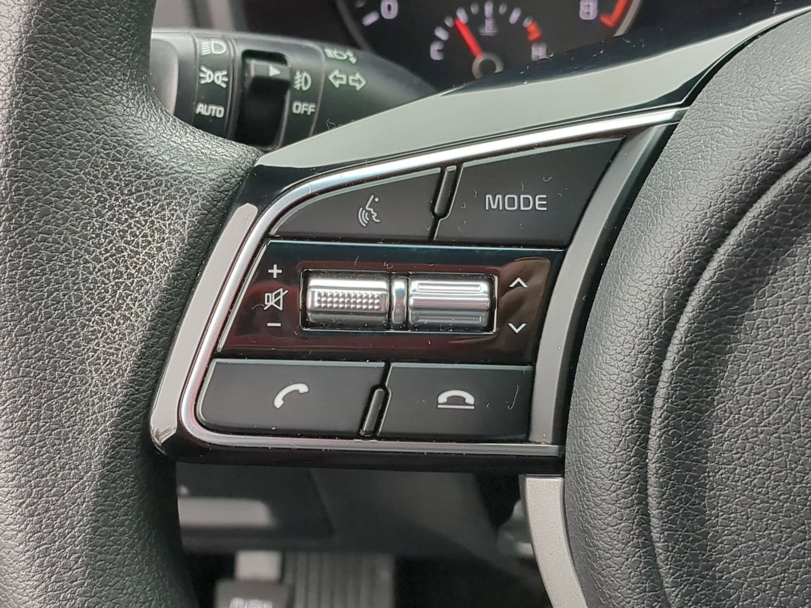 Used 2022 Kia Sportage LX image 25