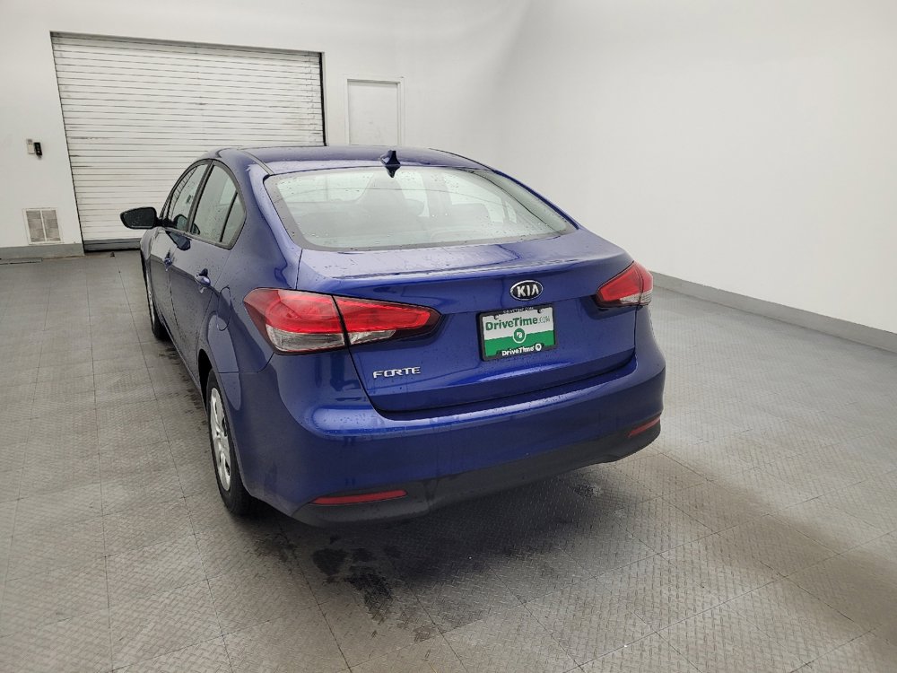 Used 2017 Kia Forte LX image 6