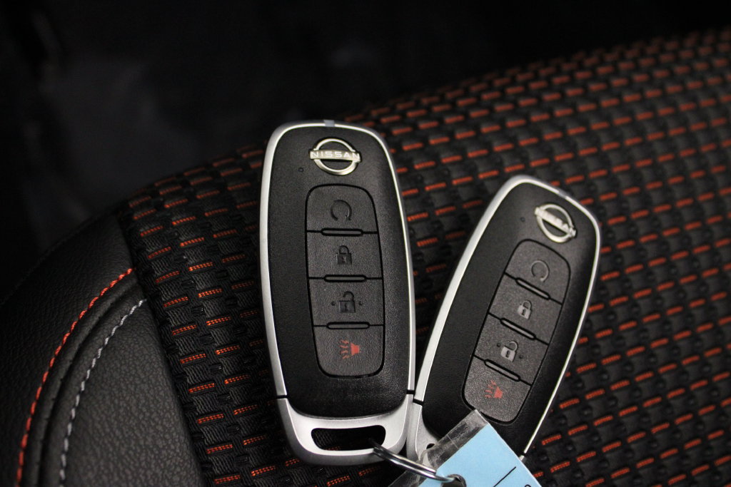 Certified 2026 Nissan Kicks SR FWD image 29