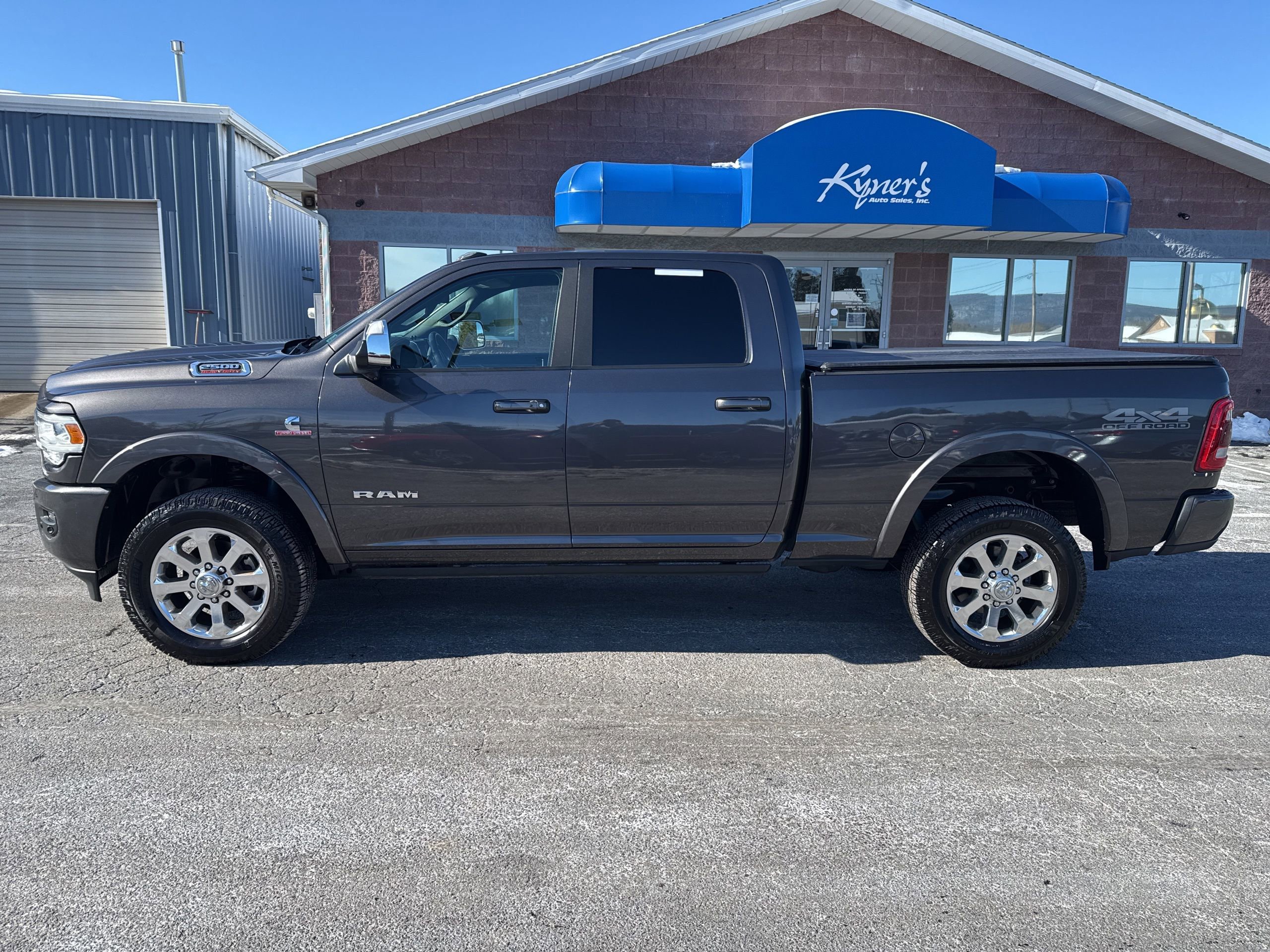 Used 2021 RAM 2500 Laramie image 2