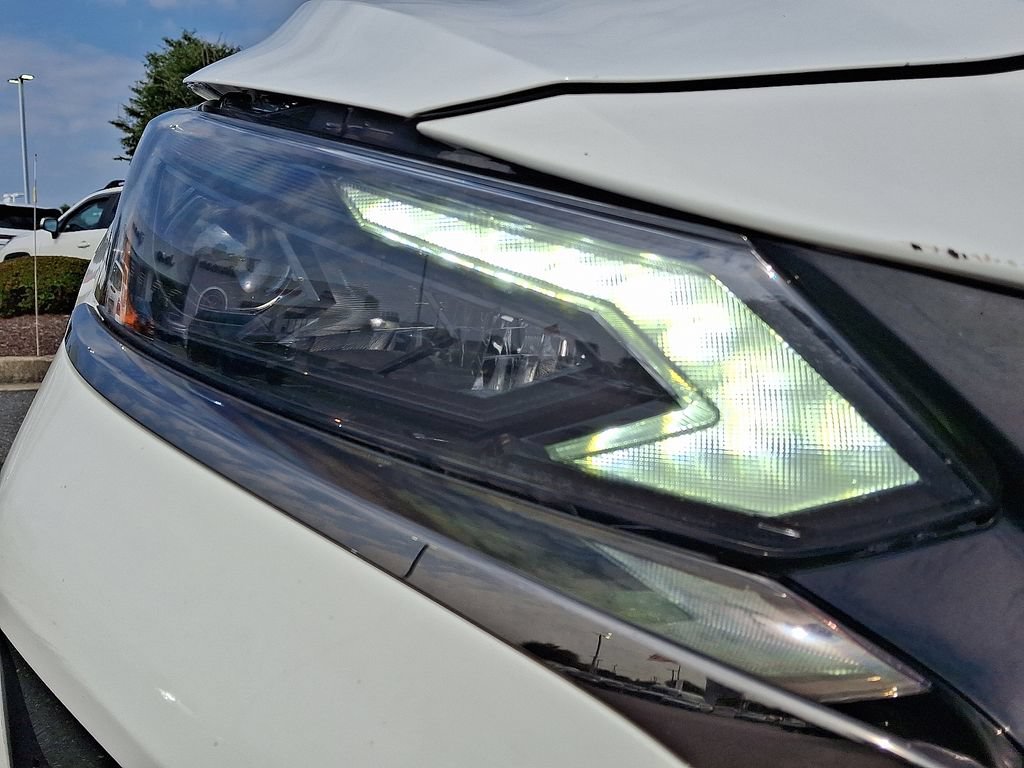 Used 2024 Nissan Altima 2.5 SR FWD image 9