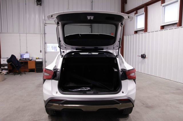 Used 2024 Chevrolet Trax ACTIV image 19