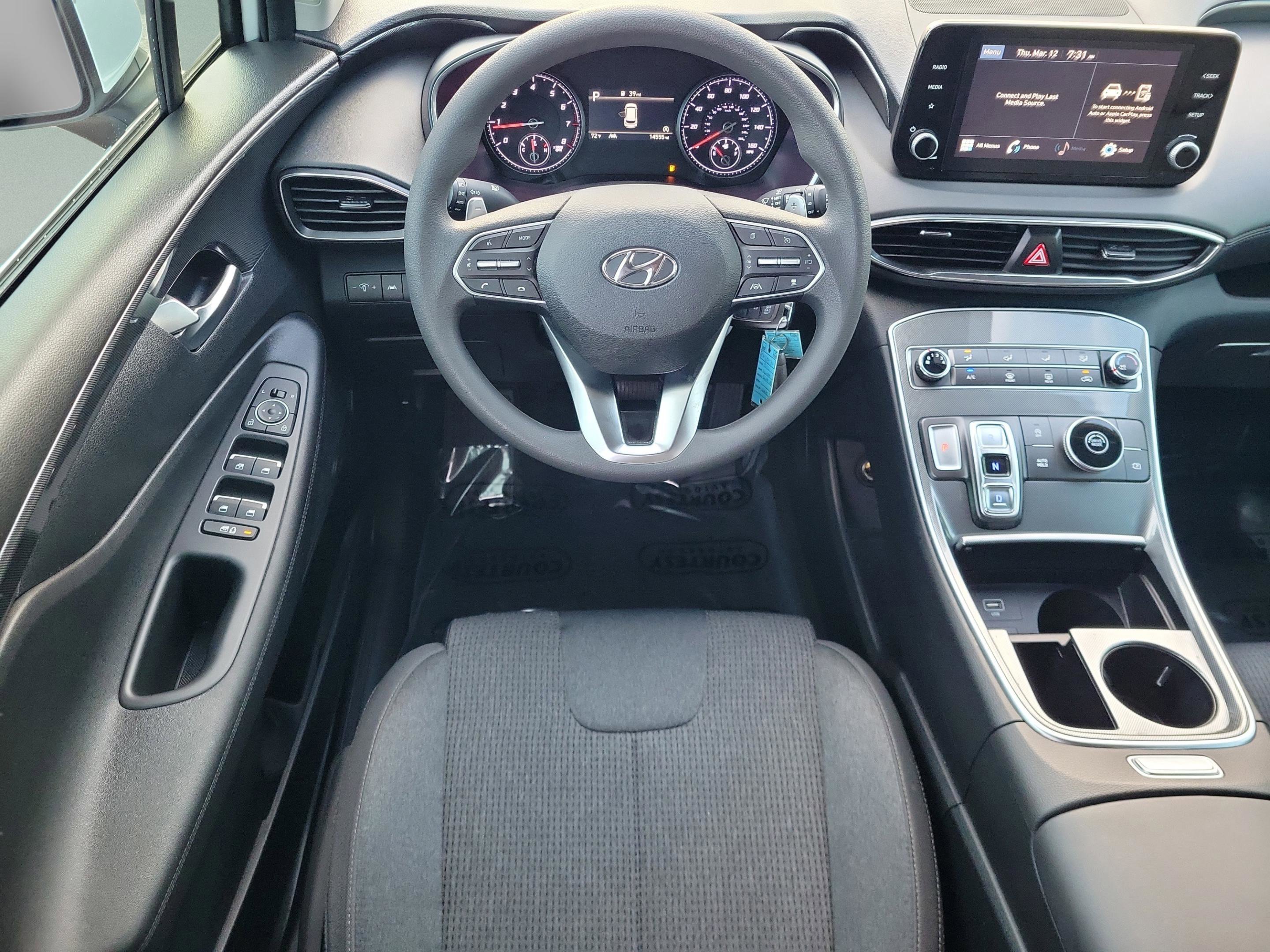 Used 2023 Hyundai Santa Fe SE image 14