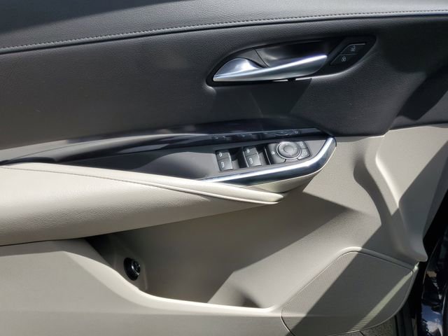 Certified 2023 Cadillac XT4 Luxury w/ Cold Weather Package image 19