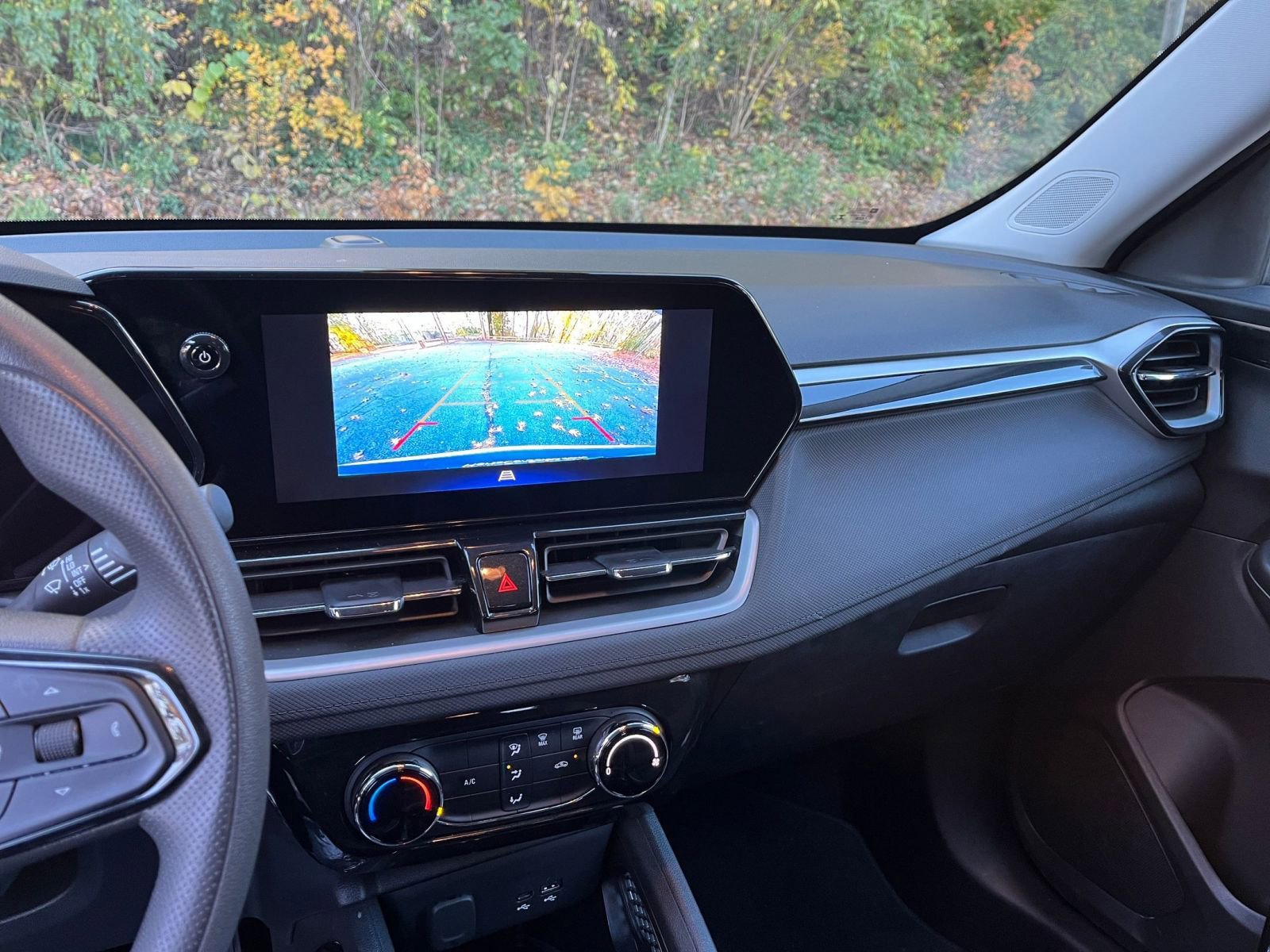 Used 2025 Chevrolet TrailBlazer LT image 17