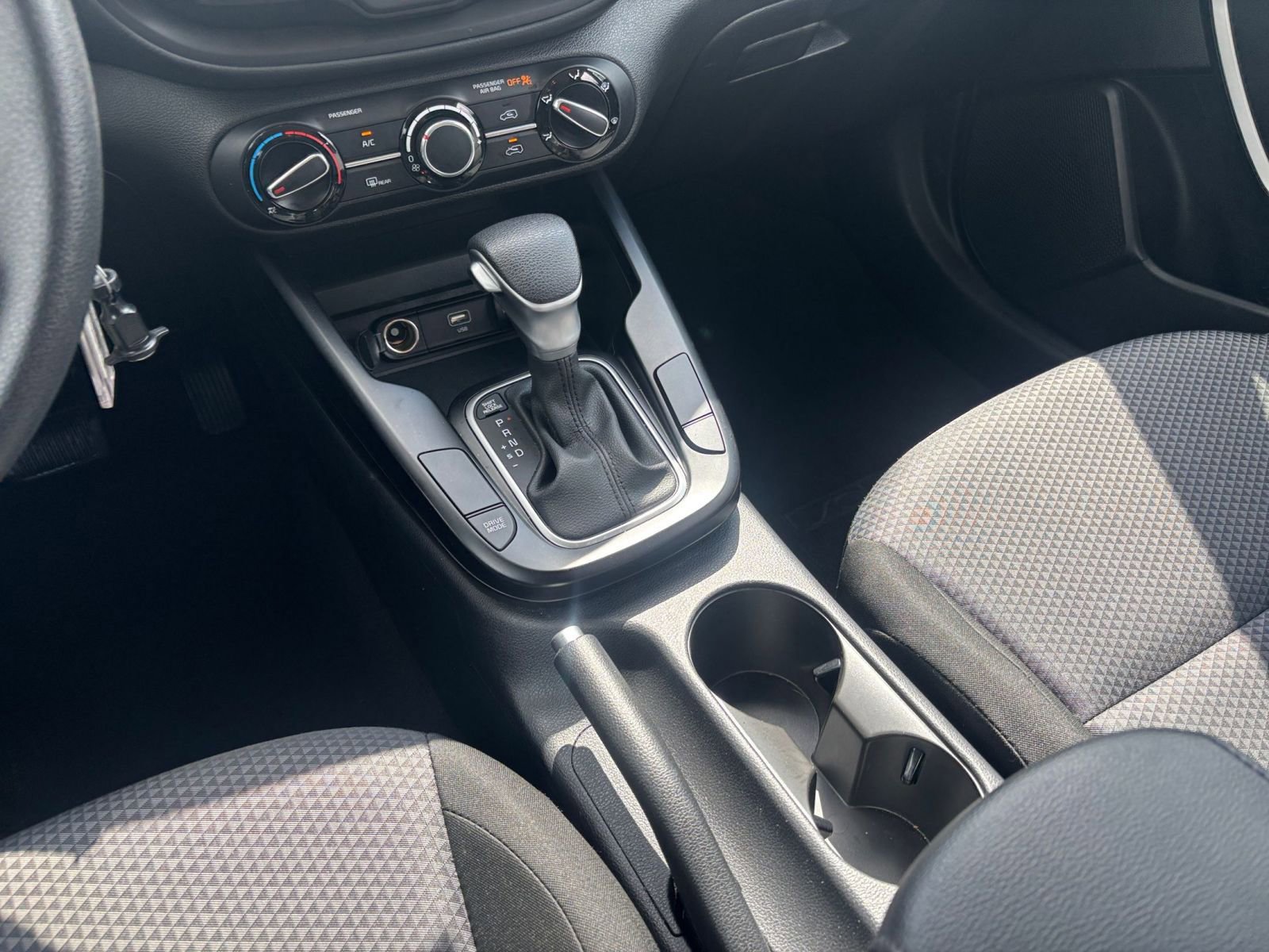 Used 2025 Kia Soul LX w/ LX Technology Package image 39