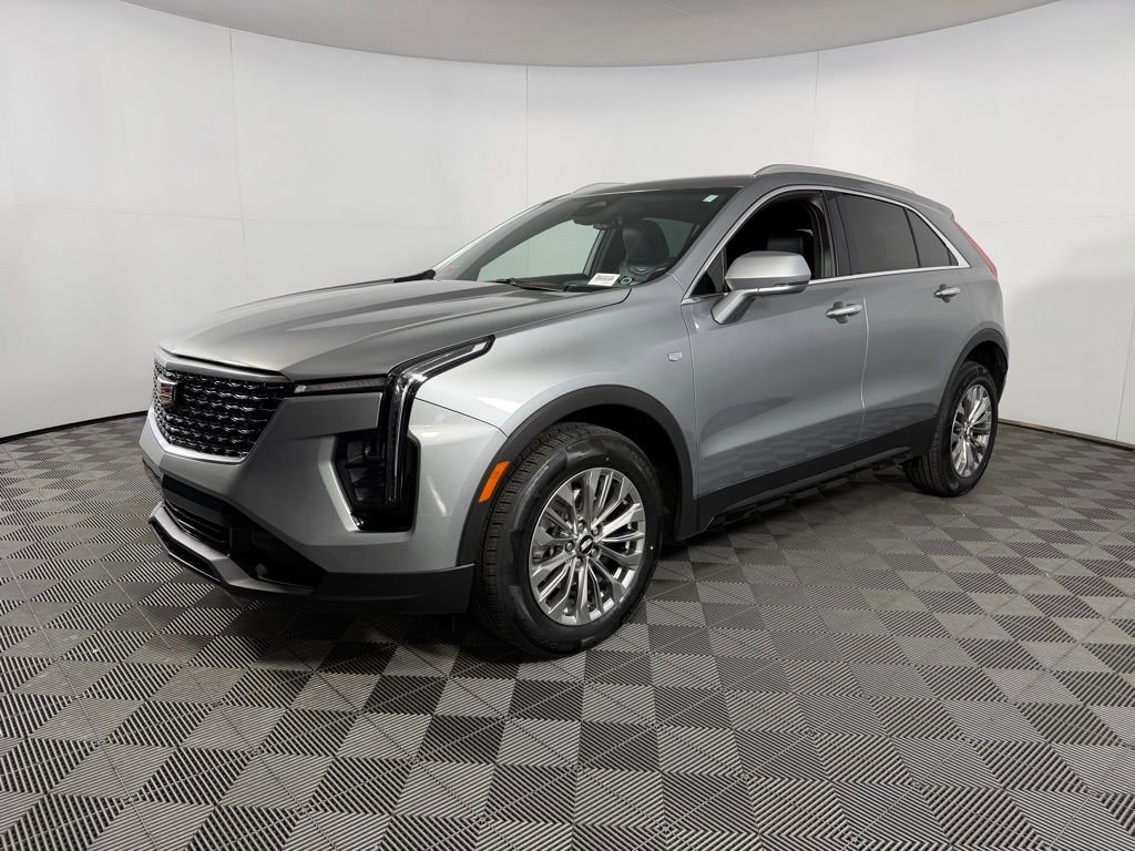 Used 2024 Cadillac XT4 Premium Luxury image 10