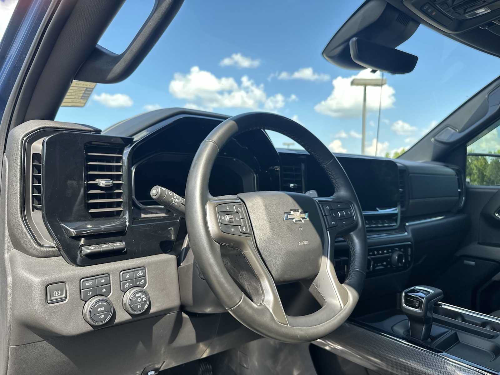 Certified 2024 Chevrolet Silverado 1500 ZR2 w/ Technology Package AWD/4WD image 16