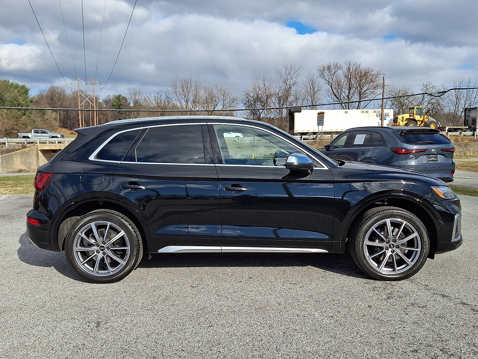 Used 2022 Audi SQ5 Premium Plus w/ Premium Plus Package image 8