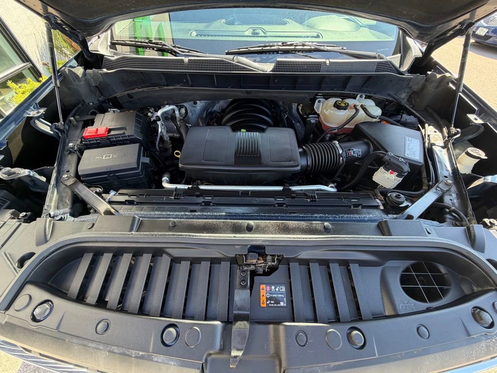 Used 2019 Chevrolet Silverado 1500 LT w/ True North Edition AWD/4WD image 7