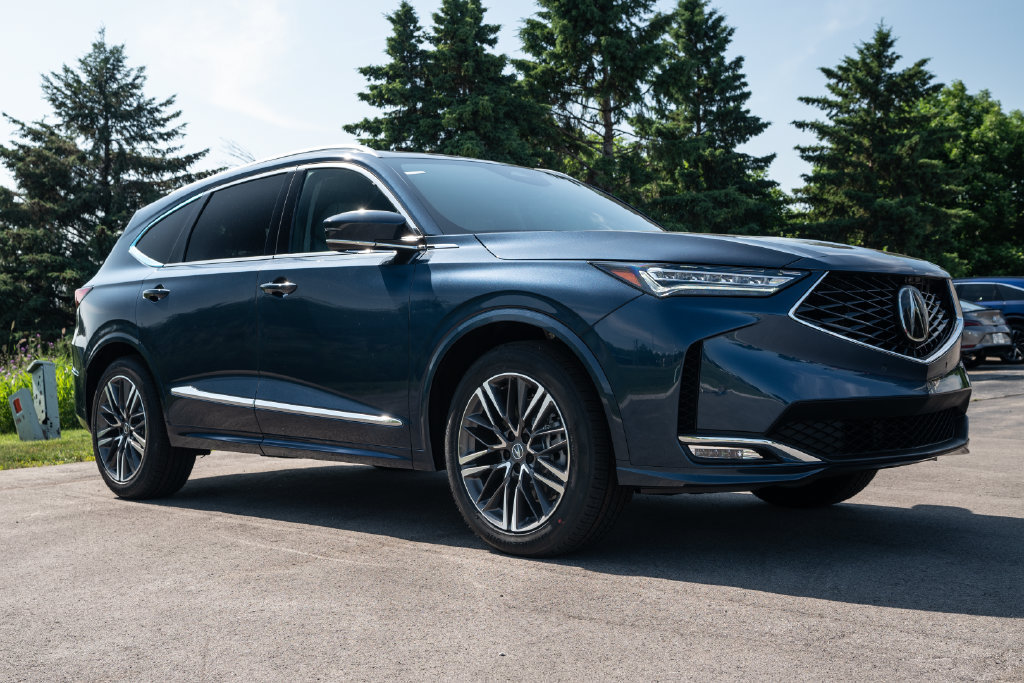 New 2026 Acura MDX w/ Advance Package AWD/4WD image 2