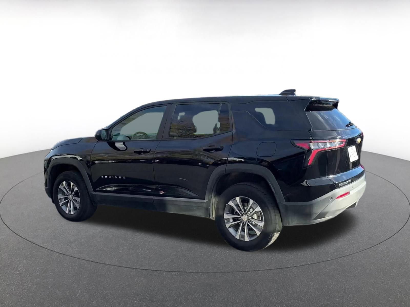 Used 2025 Chevrolet Equinox LT image 10