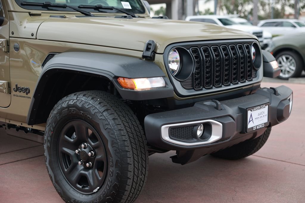 New 2026 Jeep Gladiator Sport AWD/4WD image 7