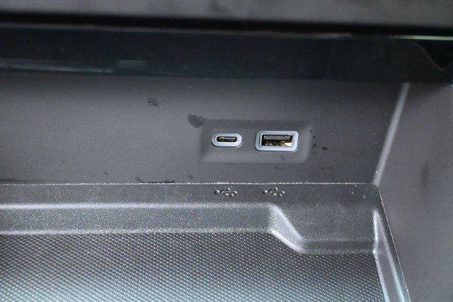 Used 2025 GMC Yukon Elevation w/ LPO, Floor Liner Package RWD image 26