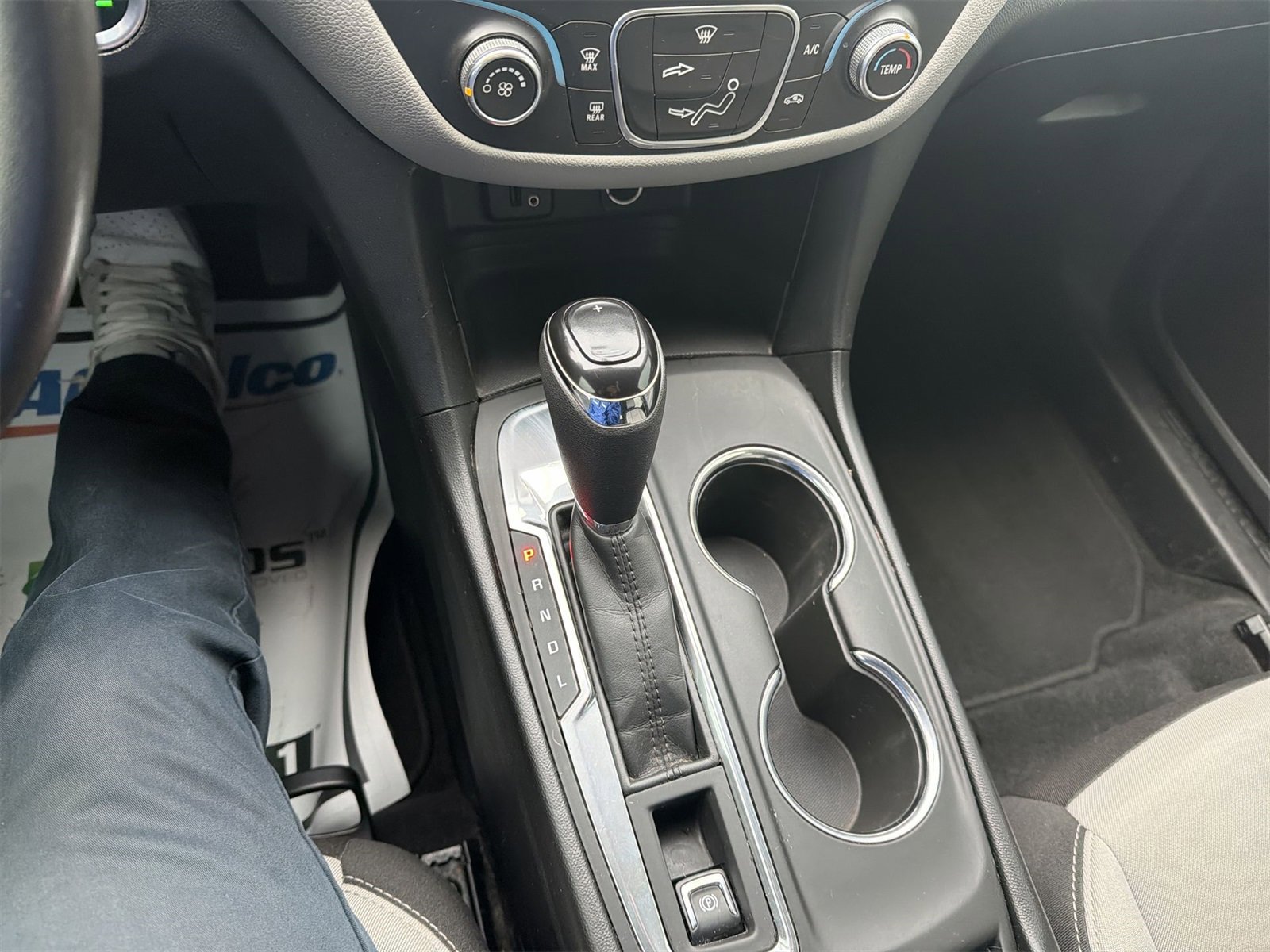 Used 2018 Chevrolet Equinox LS image 16