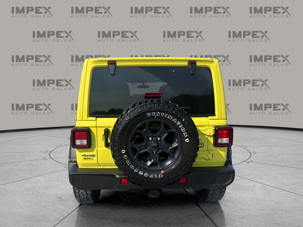 Used 2023 Jeep Wrangler Unlimited w/ Sun & Screen Package AWD/4WD image 4