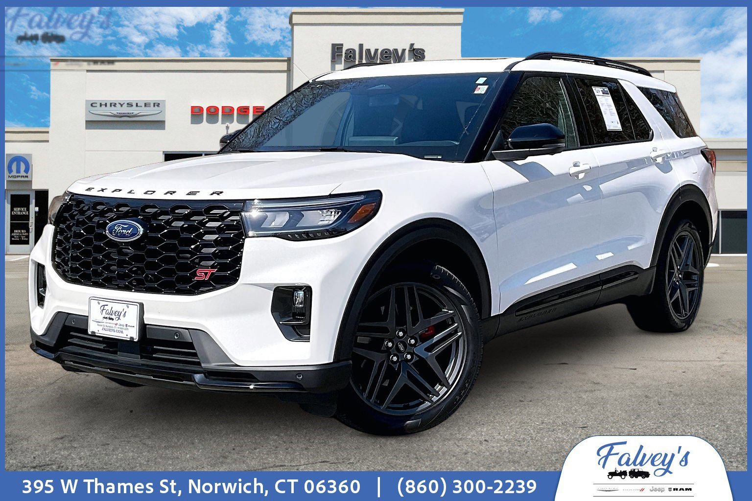 Used 2025 Ford Explorer ST image 1