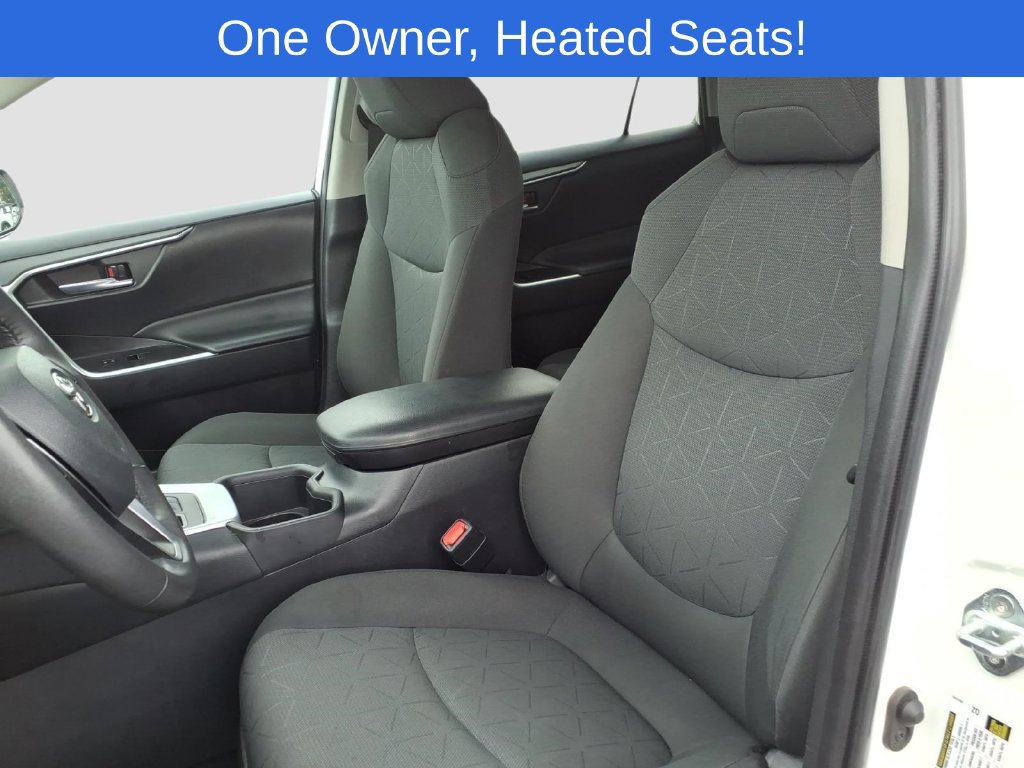 Used 2024 Toyota RAV4 XLE w/ Convenience Package AWD/4WD image 17