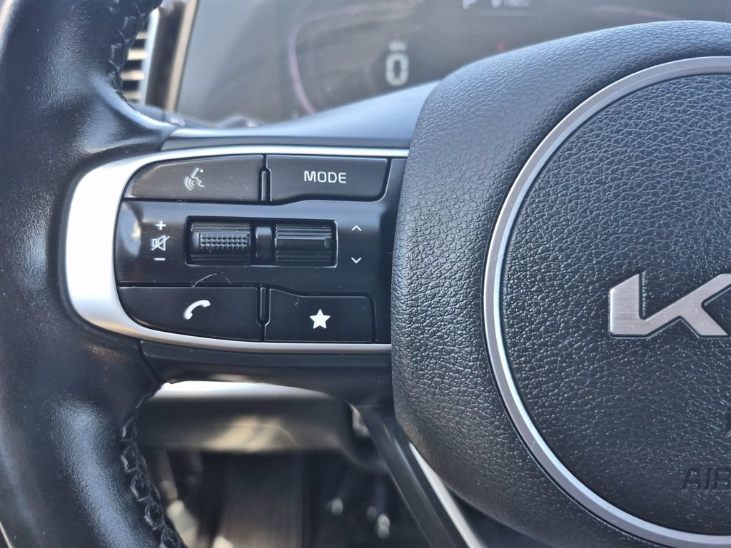 Certified 2024 Kia Sportage EX AWD/4WD image 19