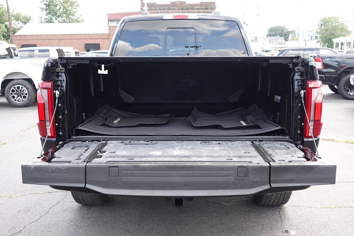 Used 2024 Ford F150 Lariat w/ Bed Utility Package AWD/4WD image 14