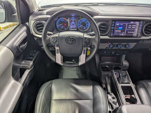Used 2020 Toyota Tacoma SR5 RWD image 7