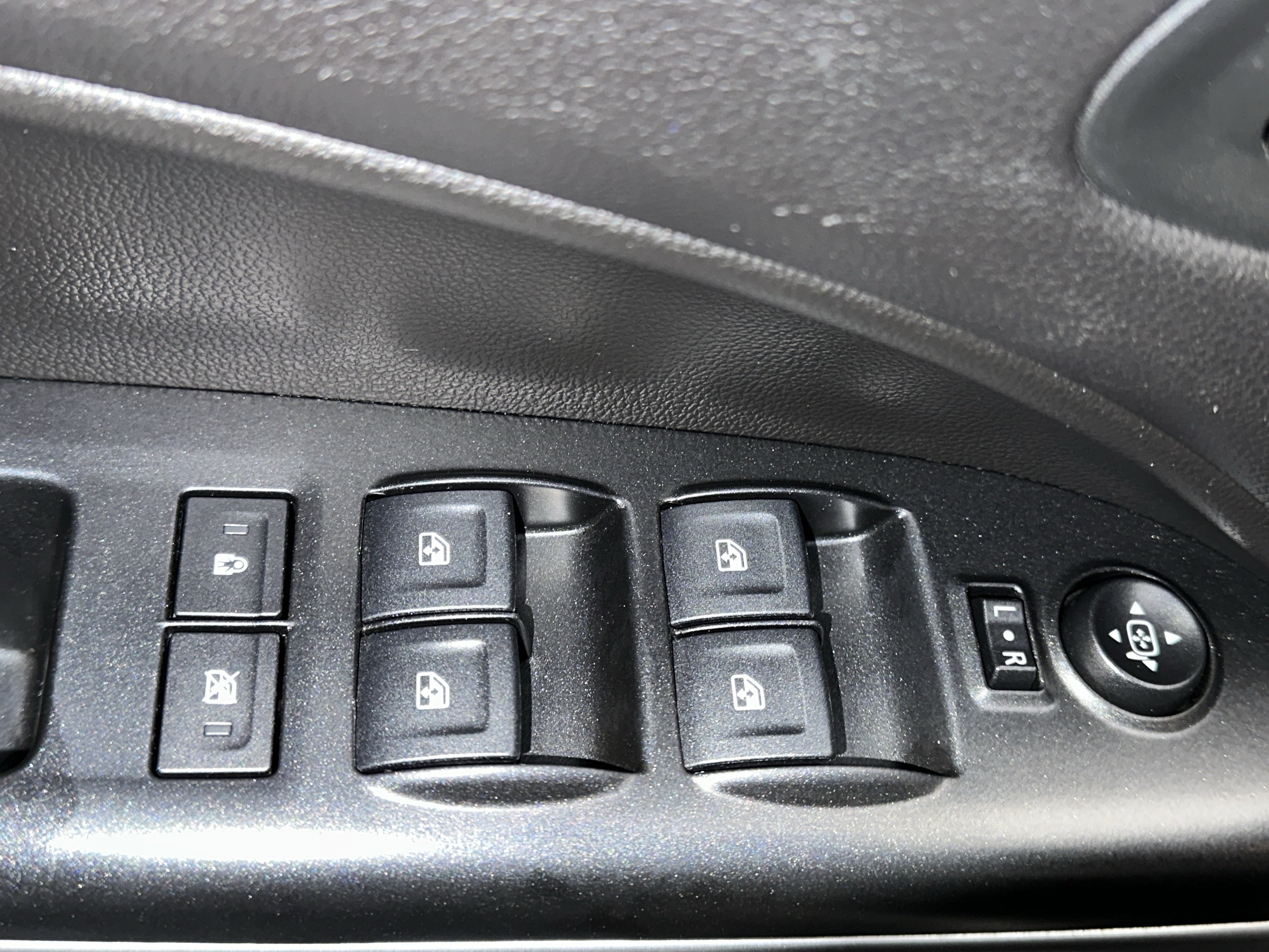Used 2018 Chevrolet Colorado LT w/ LT Convenience Package AWD/4WD image 21