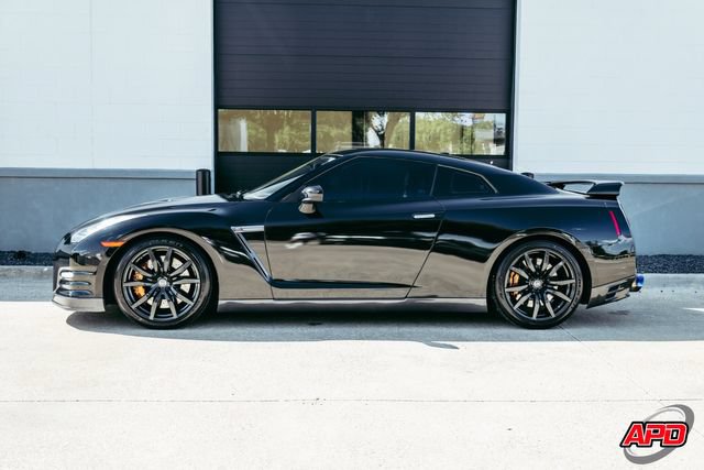 Used 2013 Nissan GT-R Premium AWD/4WD image 7