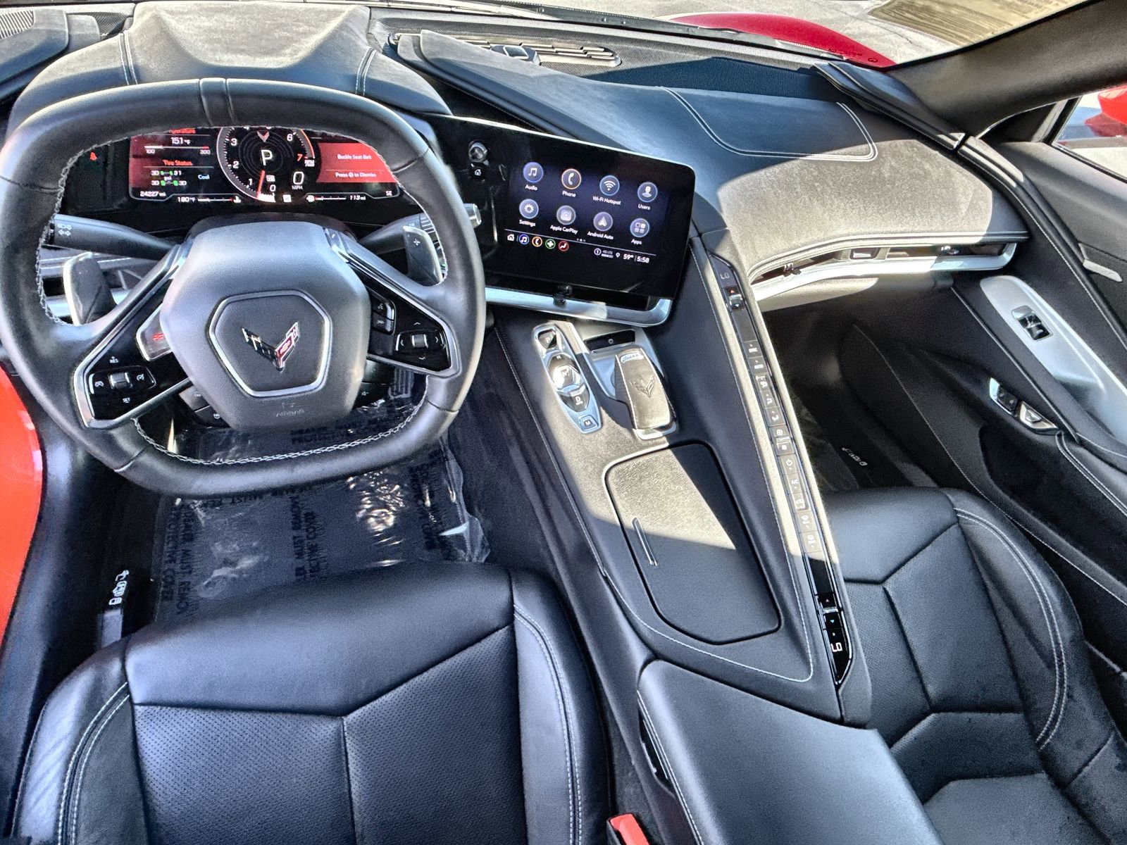 Used 2022 Chevrolet Corvette Stingray Coupe w/ Z51 Performance Package RWD image 23