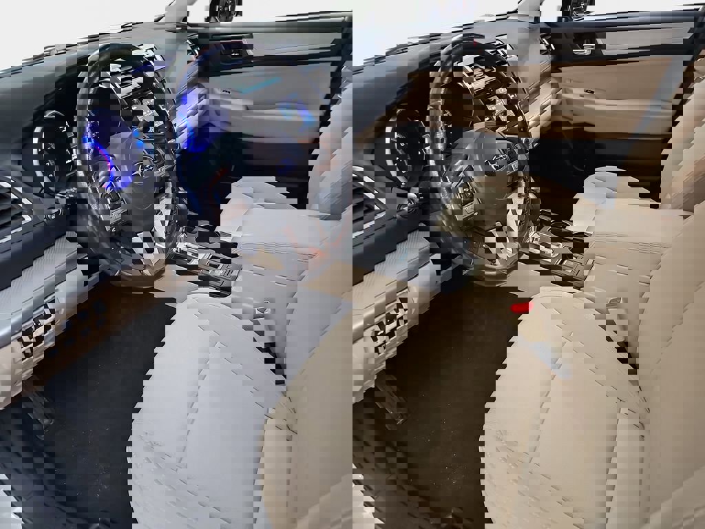 Used 2017 Subaru Legacy 2.5i Premium image 18