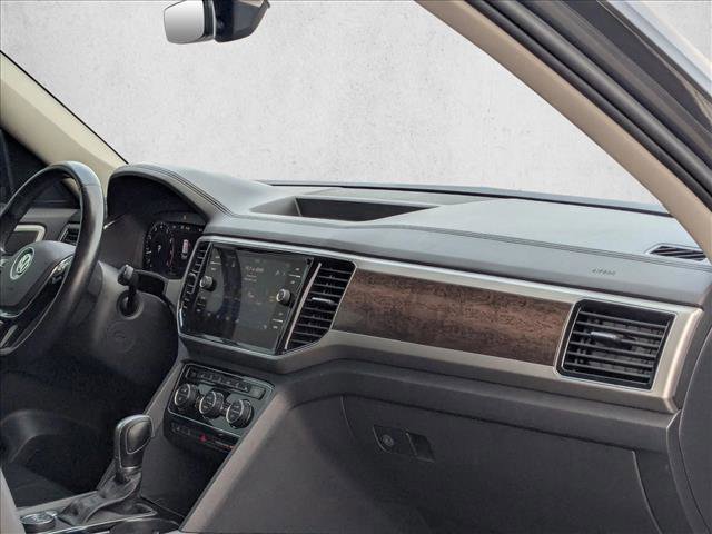 Used 2018 Volkswagen Atlas SEL Premium image 20