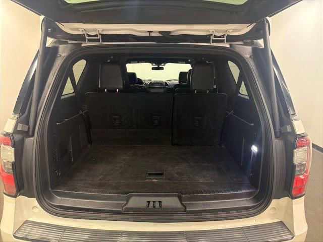 Used 2019 Ford Expedition Max Limited RWD image 7