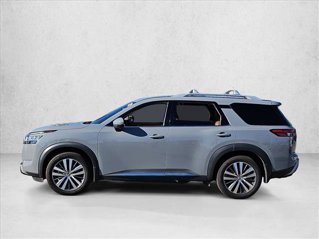 Used 2022 Nissan Pathfinder Platinum w/ Cargo Package image 9