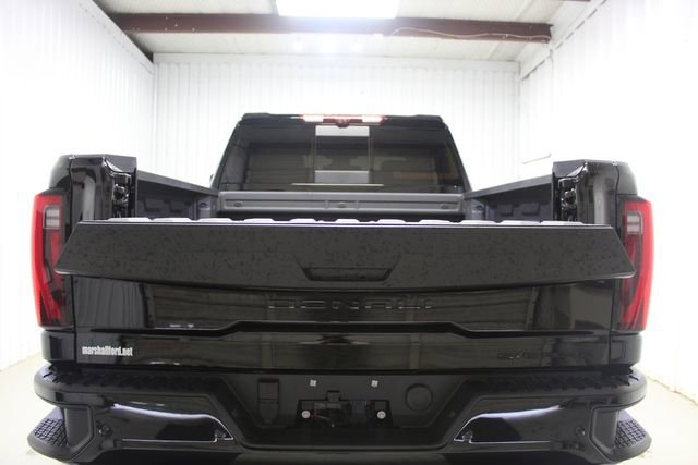 Used 2025 GMC Sierra 2500 Denali Ultimate AWD/4WD image 7