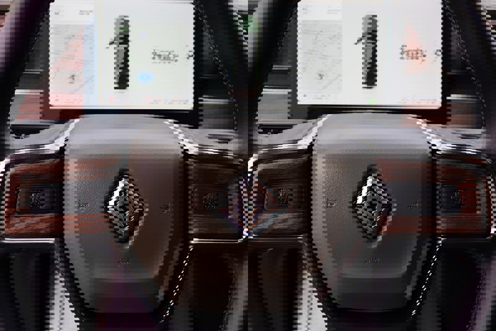 Used 2023 Rivian R1S Adventure image 29