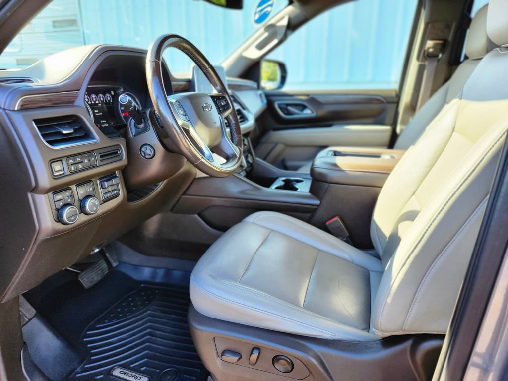 Used 2021 Chevrolet Suburban Z71 w/ Z71 Off-Road Package image 17