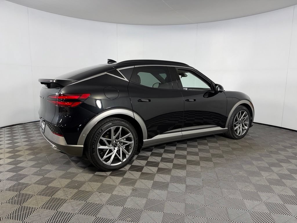 Used 2023 Genesis GV60 Advanced AWD/4WD image 8
