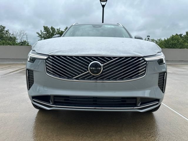 New 2026 Volvo XC90 T8 Plus w/ Protection Package AWD/4WD image 2